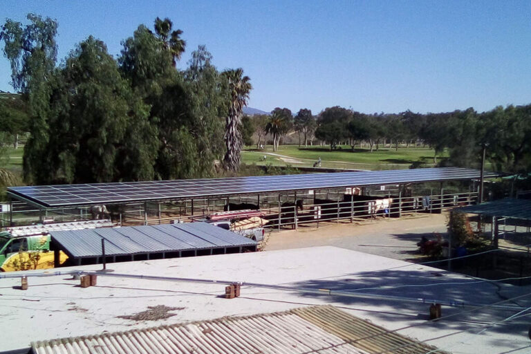 (Aurich) Sunnyside Farms small commercial Bonita - 100 panels, 42.5 kW