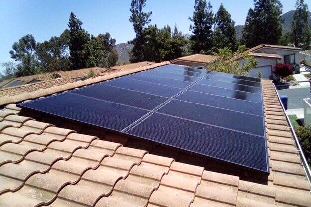 (Carmona) Rancho Bernardo - 14 panels, 4.62 kW
